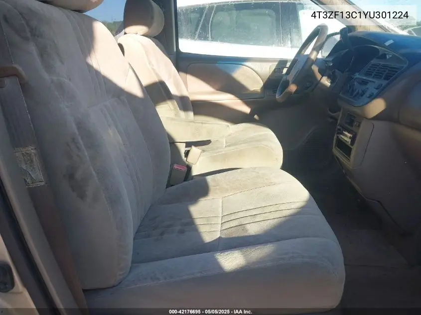 2000 Toyota Sienna Xle VIN: 4T3ZF13C1YU301224 Lot: 42176695