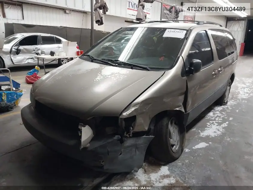 2000 Toyota Sienna Le VIN: 4T3ZF13C8YU304489 Lot: 42582957