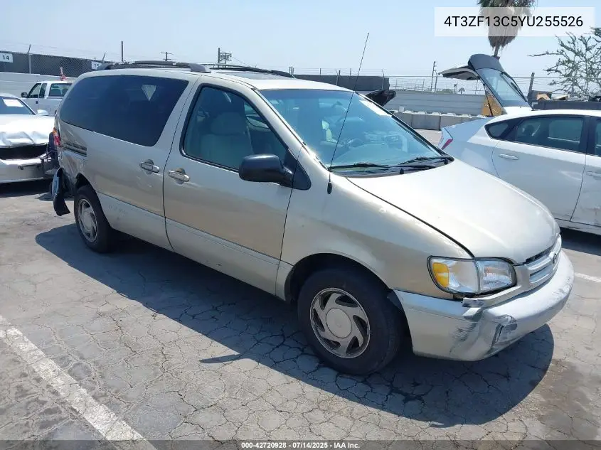 2000 Toyota Sienna Xle VIN: 4T3ZF13C5YU255526 Lot: 42720928