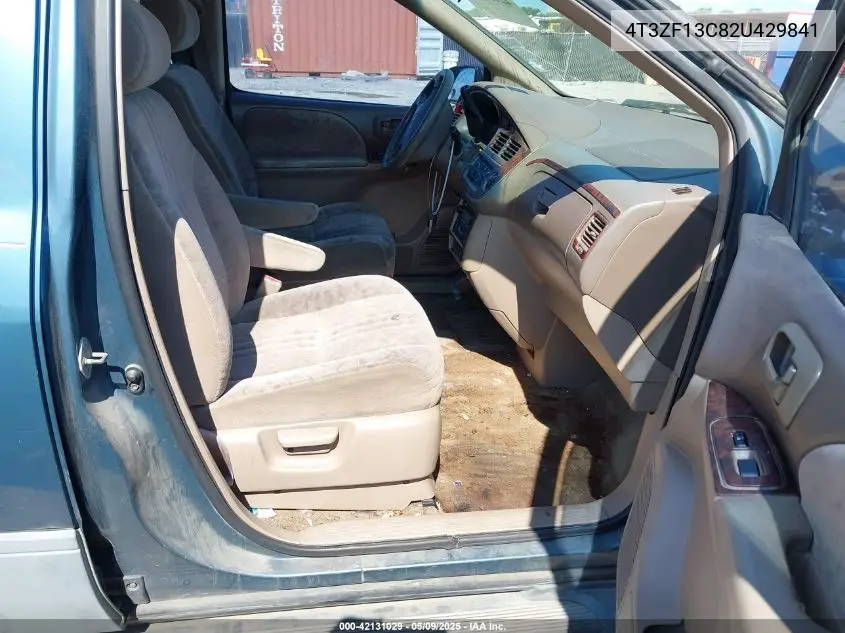 2002 Toyota Sienna Le/Xle VIN: 4T3ZF13C82U429841 Lot: 42131029
