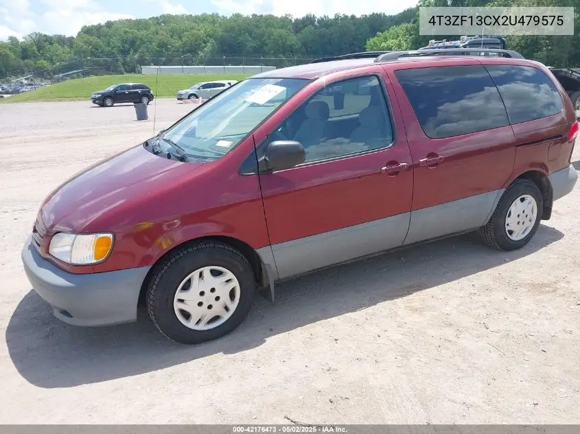2002 Toyota Sienna Le/Xle VIN: 4T3ZF13CX2U479575 Lot: 42176473
