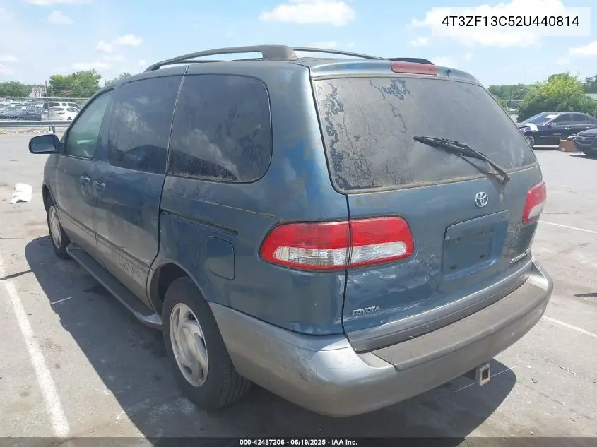 2002 Toyota Sienna Xle VIN: 4T3ZF13C52U440814 Lot: 42487206