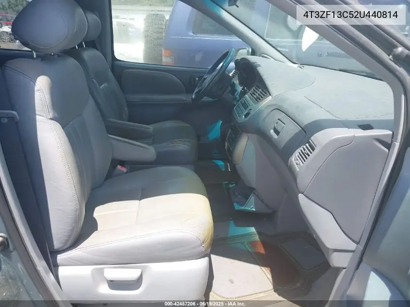 2002 Toyota Sienna Xle VIN: 4T3ZF13C52U440814 Lot: 42487206
