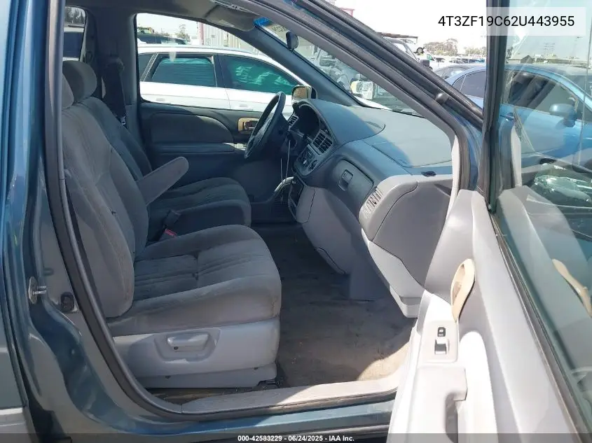 2002 Toyota Sienna Ce VIN: 4T3ZF19C62U443955 Lot: 42583229
