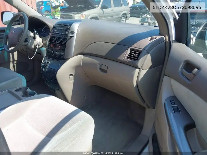 2007 Toyota Sienna Ce VIN: 5TDZK23C57S098095 Lot: 42736679