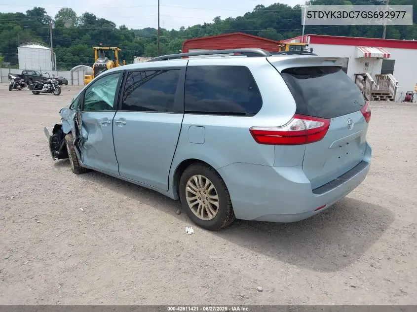 2016 Toyota Sienna Xle 8 Passenger VIN: 5TDYK3DC7GS692977 Lot: 42611421