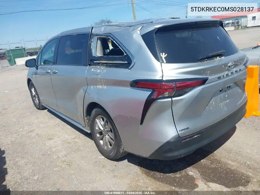 2021 Toyota Sienna Le VIN: 5TDKRKEC0MS028137 Lot: 41986511