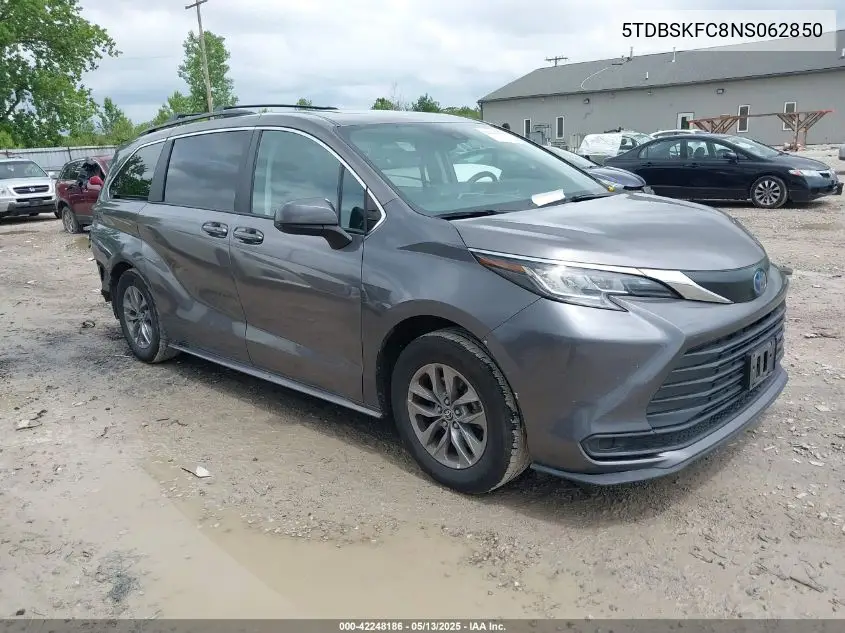 2022 Toyota Sienna Le VIN: 5TDBSKFC8NS062850 Lot: 42248186