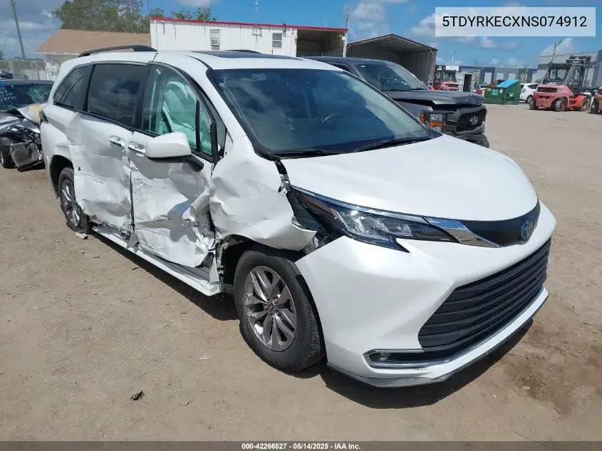 2022 Toyota Sienna Xle VIN: 5TDYRKECXNS074912 Lot: 42266527
