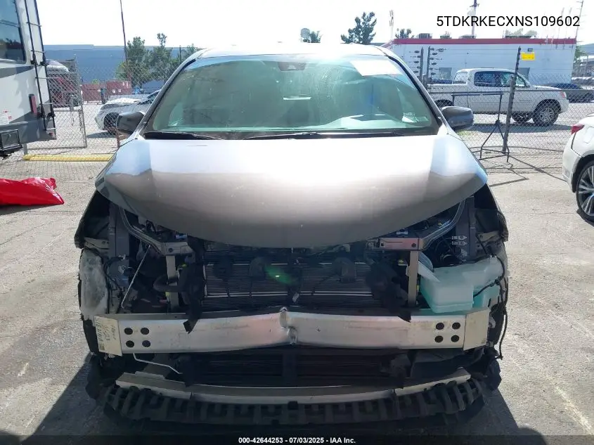 2022 Toyota Sienna Le VIN: 5TDKRKECXNS109602 Lot: 42644253
