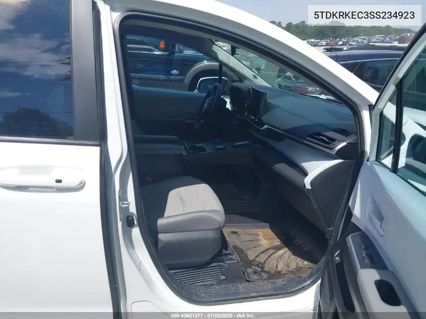 2025 Toyota Sienna Le VIN: 5TDKRKEC3SS234923 Lot: 42651377