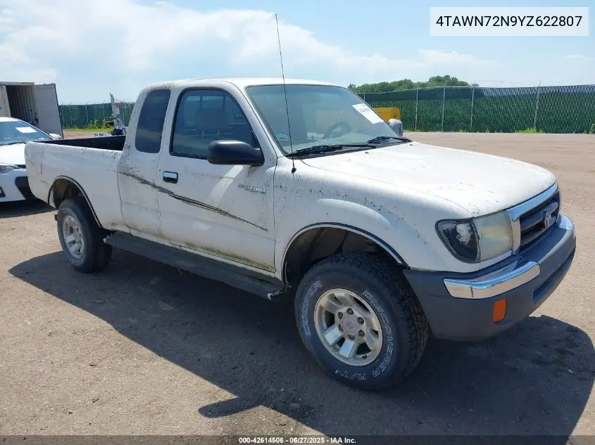 2000 Toyota Tacoma Base V6 VIN: 4TAWN72N9YZ622807 Lot: 42614506