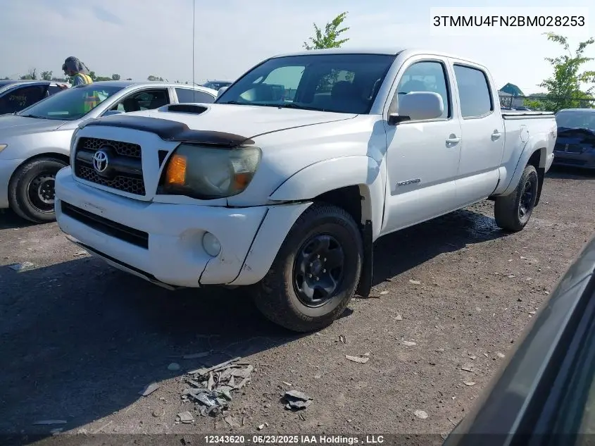 2011 Toyota Tacoma V6 VIN: 3TMMU4FN2BM028253 Lot: 12343620