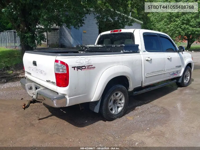 2005 Toyota Tundra Sr5 V8 VIN: 5TBDT44105S488768 Lot: 42256677