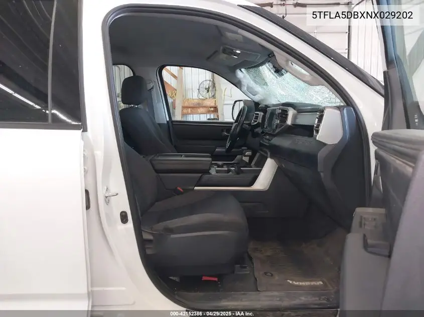 2022 Toyota Tundra Sr5 VIN: 5TFLA5DBXNX029202 Lot: 42152386