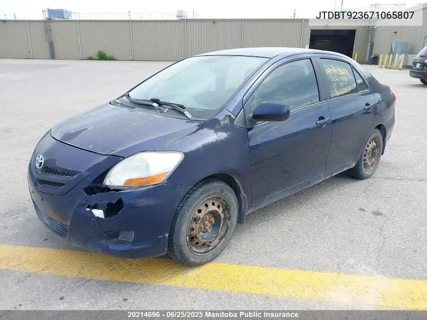 2007 Toyota Yaris S VIN: JTDBT923671065807 Lot: 20214696