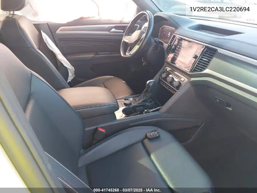2020 Volkswagen Atlas Cross Sport 3.6L V6 Sel R-Line VIN: 1V2RE2CA3LC220694 Lot: 41745268