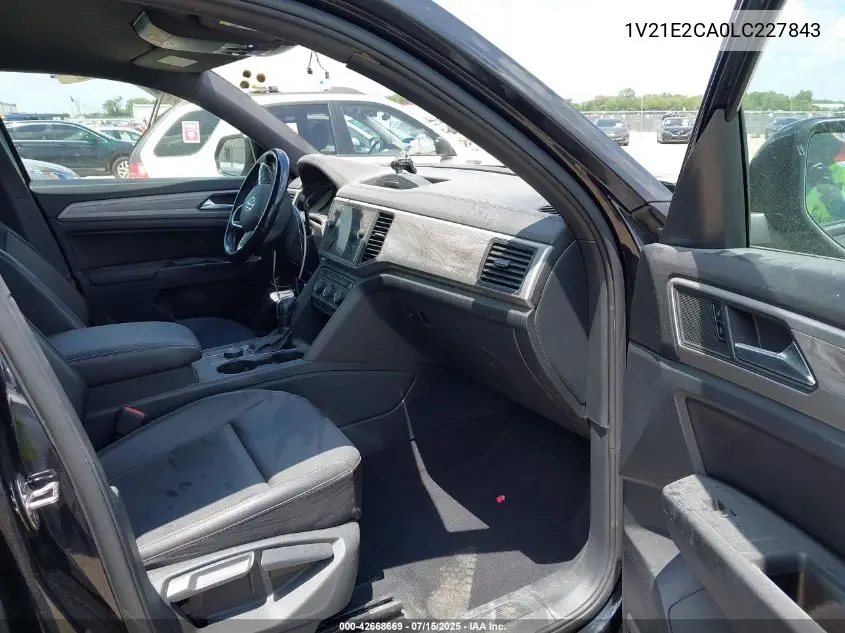 2020 Volkswagen Atlas Cross Sport 3.6L V6 Se W/Technology/3.6L V6 Se W/Technology R-Line VIN: 1V21E2CA0LC227843 Lot: 42668669
