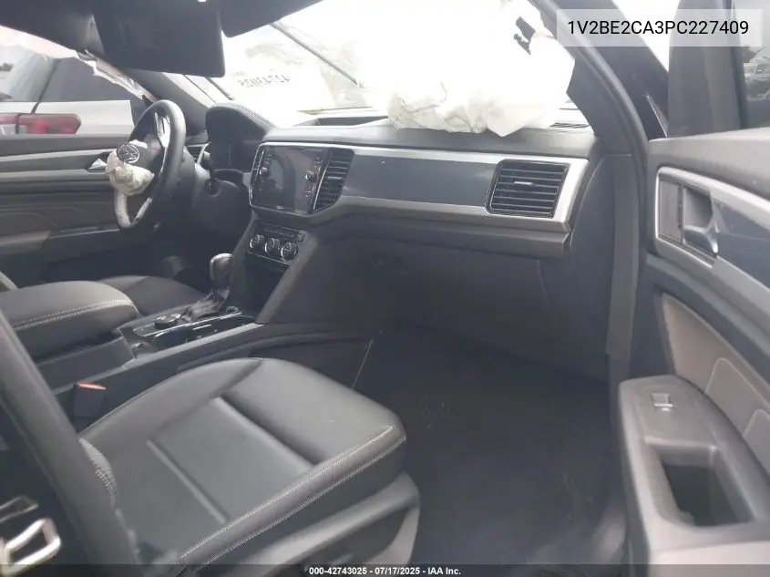 2023 Volkswagen Atlas Cross Sport 3.6L V6 Sel VIN: 1V2BE2CA3PC227409 Lot: 42743025