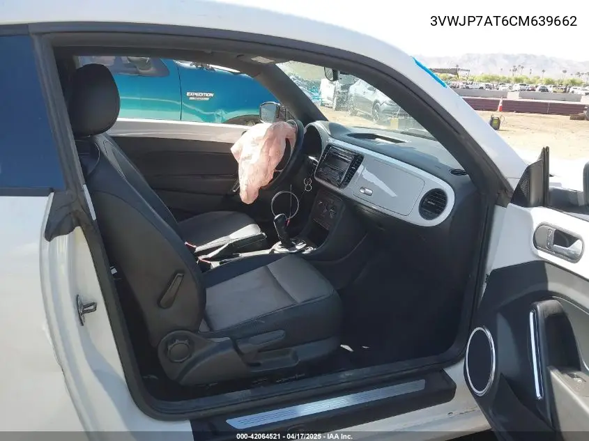 2012 Volkswagen Beetle 2.5L VIN: 3VWJP7AT6CM639662 Lot: 42064521