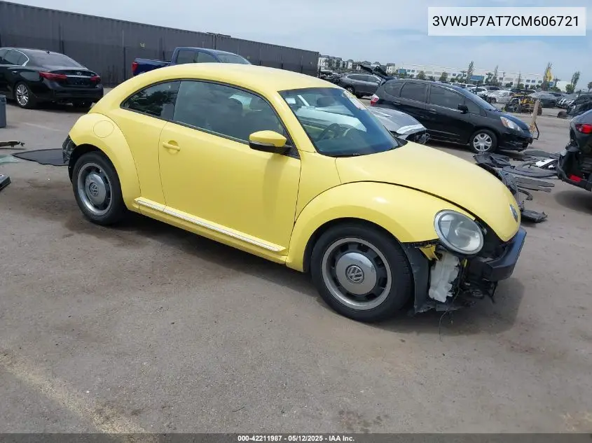 2012 Volkswagen Beetle 2.5L VIN: 3VWJP7AT7CM606721 Lot: 42211987