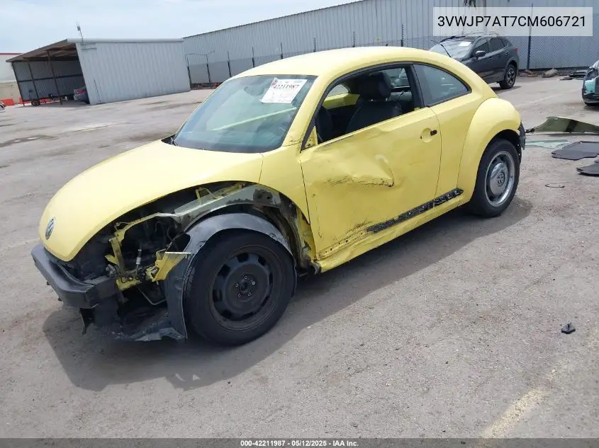 2012 Volkswagen Beetle 2.5L VIN: 3VWJP7AT7CM606721 Lot: 42211987