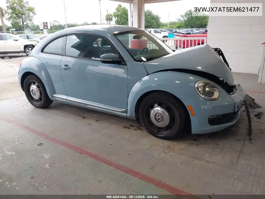 2014 Volkswagen Beetle 2.5L VIN: 3VWJX7AT5EM621477 Lot: 42241444