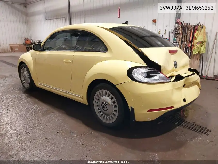2014 Volkswagen Beetle 1.8T VIN: 3VWJ07AT3EM653252 Lot: 42602478