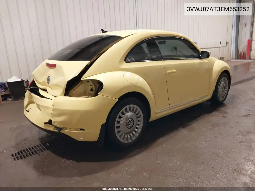 2014 Volkswagen Beetle 1.8T VIN: 3VWJ07AT3EM653252 Lot: 42602478
