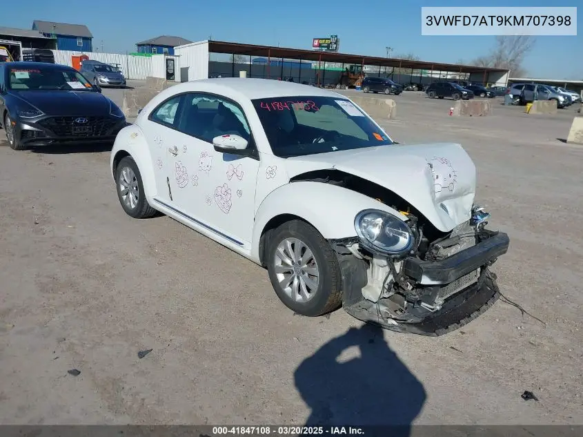 2019 Volkswagen Beetle 2.0T Final Edition Se/2.0T Final Edition Sel/2.0T S VIN: 3VWFD7AT9KM707398 Lot: 41847108