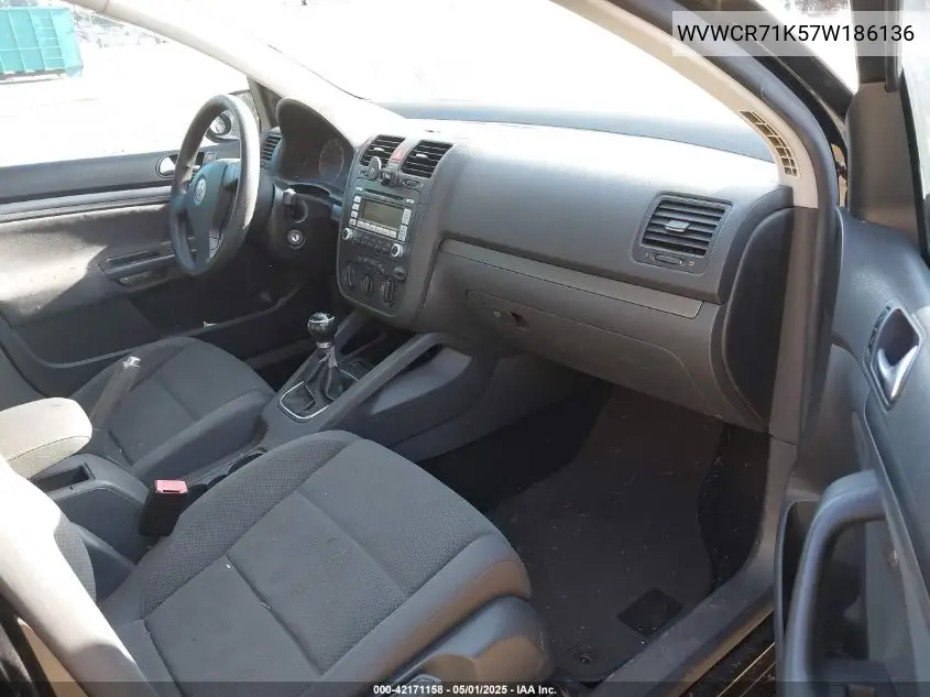 2007 Volkswagen Rabbit 4-Door VIN: WVWCR71K57W186136 Lot: 42171158