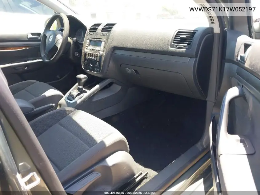 2007 Volkswagen Rabbit 4-Door VIN: WVWDS71K17W052197 Lot: 42636885