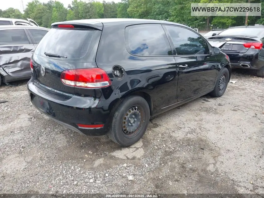 2012 Volkswagen Golf 2.5L 2-Door VIN: WVWBB7AJ7CW229618 Lot: 42251959