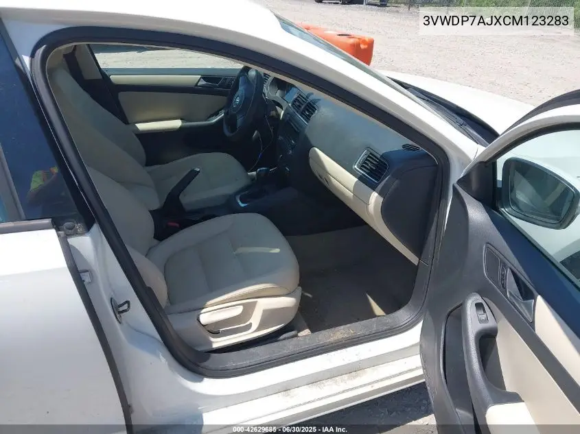 3VWDP7AJXCM123283 2012 Volkswagen Jetta 2.5L Se