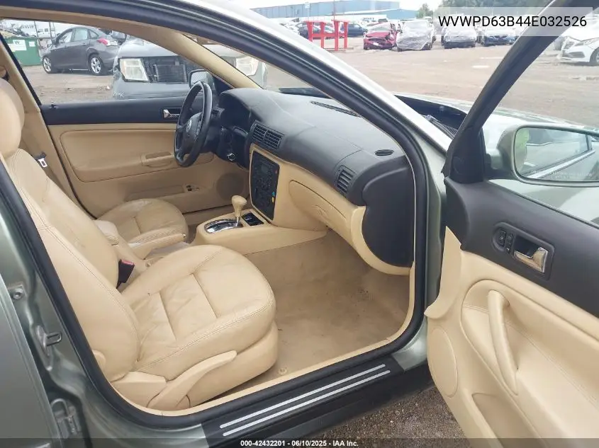 2004 Volkswagen Passat Gls VIN: WVWPD63B44E032526 Lot: 42432201