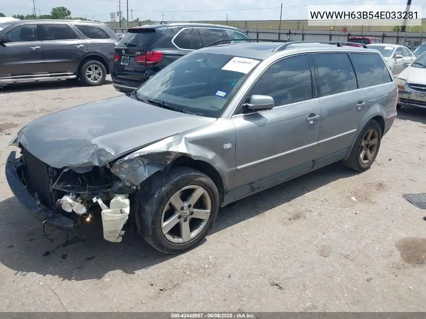 2004 Volkswagen Passat Glx VIN: WVWWH63B54E033281 Lot: 42448957