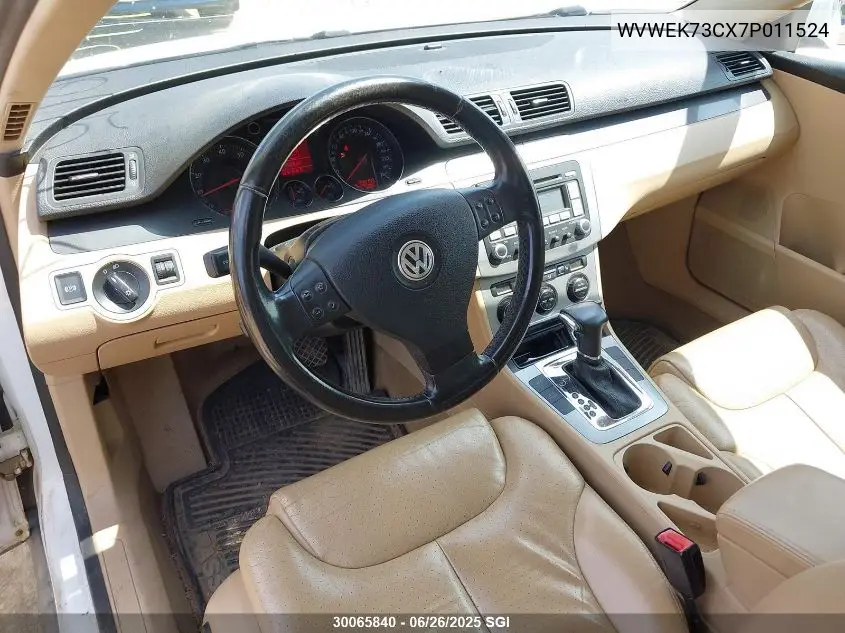 2007 Volkswagen Passat 2.0T Luxury Leather VIN: WVWEK73CX7P011524 Lot: 30065840