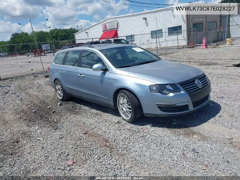2007 Volkswagen Passat 2.0T VIN: WVWLK73C87E028227 Lot: 42515735