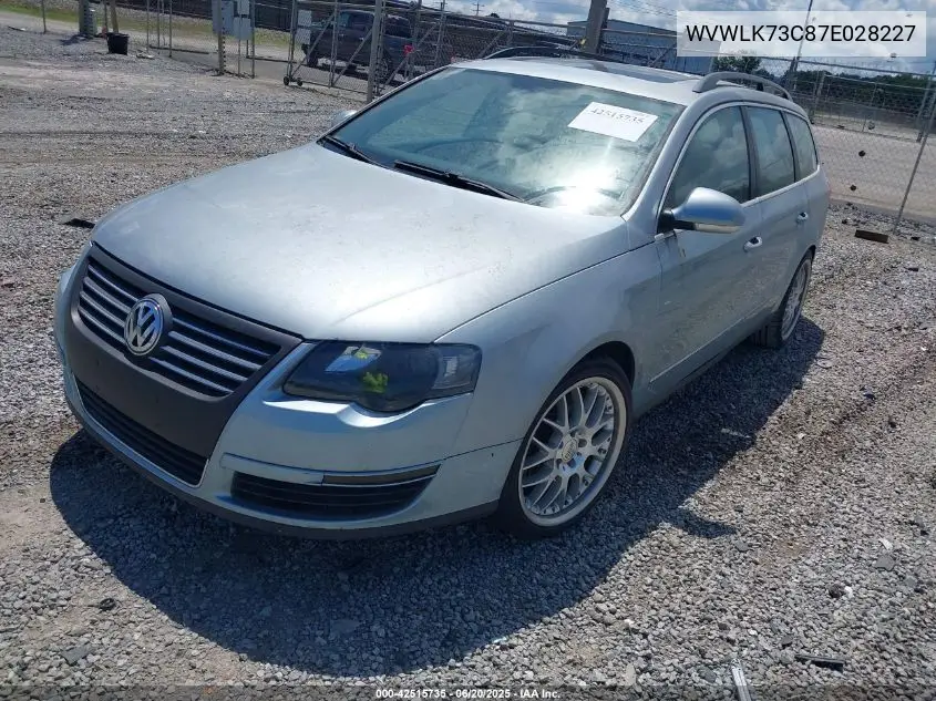 2007 Volkswagen Passat 2.0T VIN: WVWLK73C87E028227 Lot: 42515735