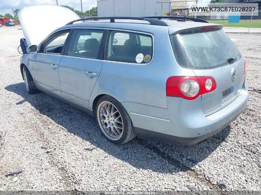 2007 Volkswagen Passat 2.0T VIN: WVWLK73C87E028227 Lot: 42515735