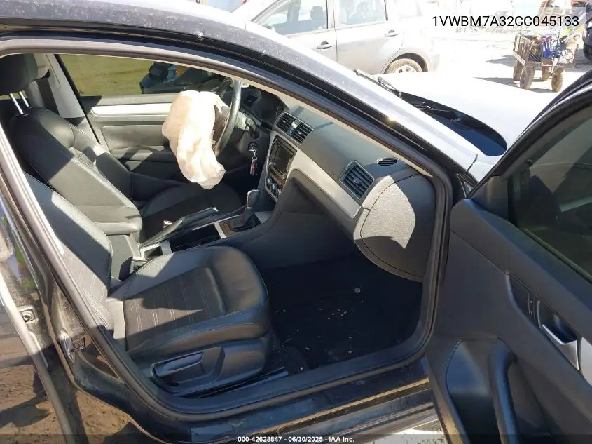 2012 Volkswagen Passat 3.6L V6 Se VIN: 1VWBM7A32CC045133 Lot: 42628847