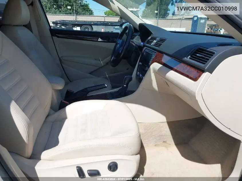 2012 Volkswagen Passat 3.6L V6 Sel Premium VIN: 1VWCM7A32CC010998 Lot: 42643884