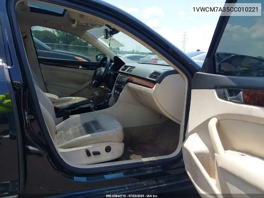 2012 Volkswagen Passat 3.6L V6 Sel Premium VIN: 1VWCM7A35CC010221 Lot: 42644715