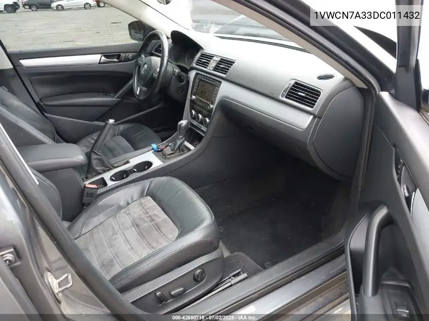 2013 Volkswagen Passat 2.0L Tdi Sel Premium VIN: 1VWCN7A33DC011432 Lot: 42650715