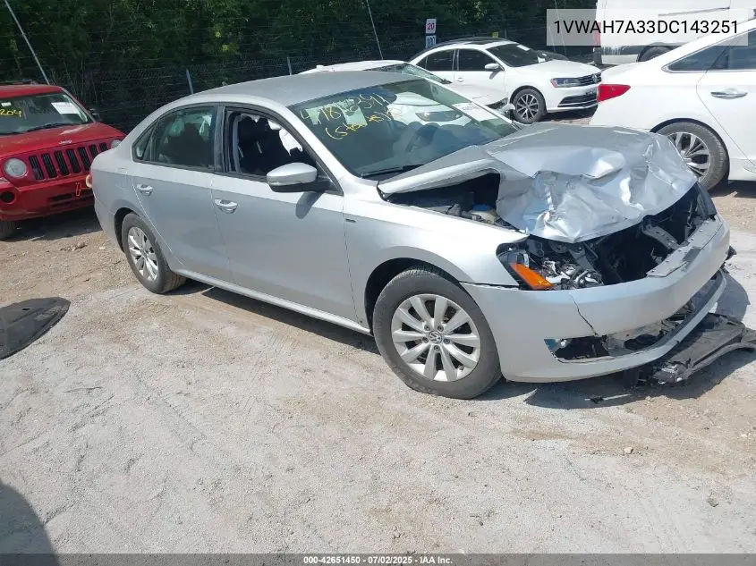 2013 Volkswagen Passat 2.5L Wolfsburg Edition VIN: 1VWAH7A33DC143251 Lot: 42651450