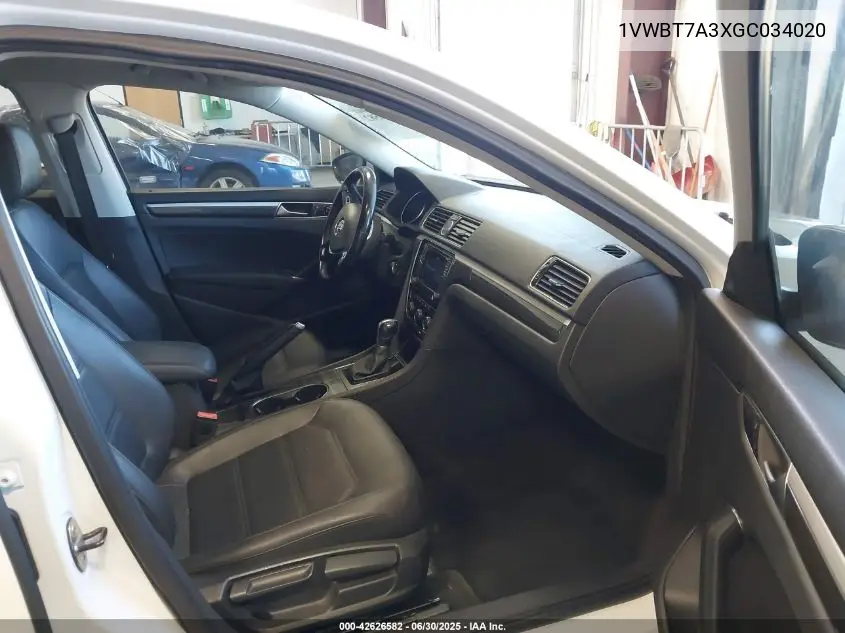 1vwbt7a3xgc034020 1VWBT7A3XGC034020 2016 Volkswagen Passat 1.8T Se