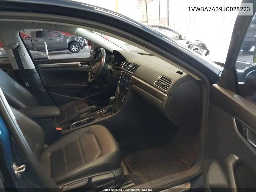 2018 Volkswagen Passat 2.0T Se VIN: 1VWBA7A39JC028223 Lot: 42261774