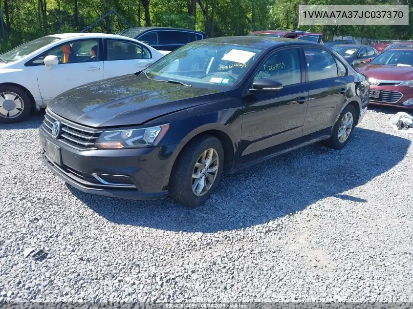 2018 Volkswagen Passat 2.0T R-Line/2.0T S VIN: 1VWAA7A37JC037370 Lot: 42614059
