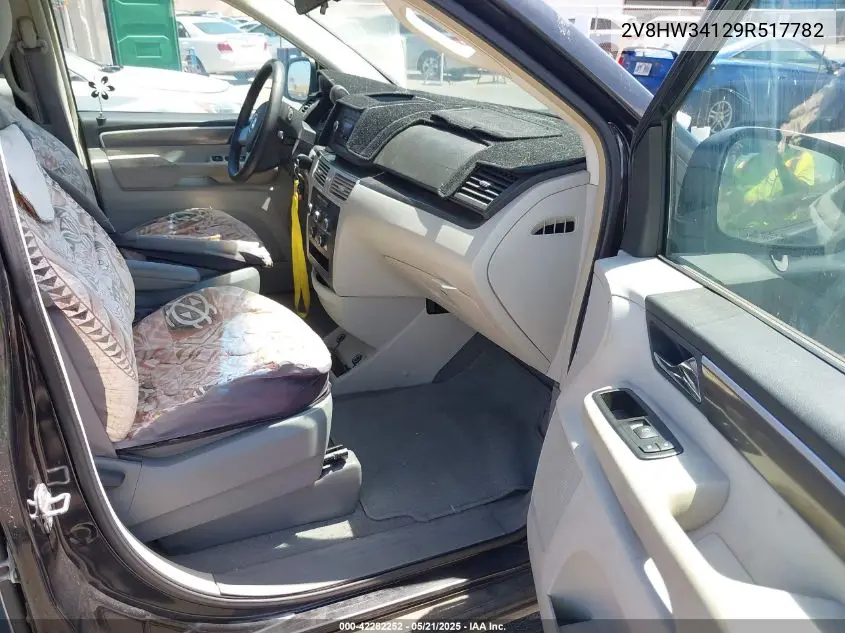 2009 Volkswagen Routan Se VIN: 2V8HW34129R517782 Lot: 42282252