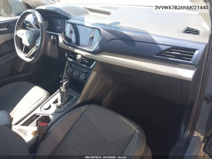 2022 Volkswagen Taos 1.5T Se VIN: 3VVWX7B26NM021440 Lot: 42070210